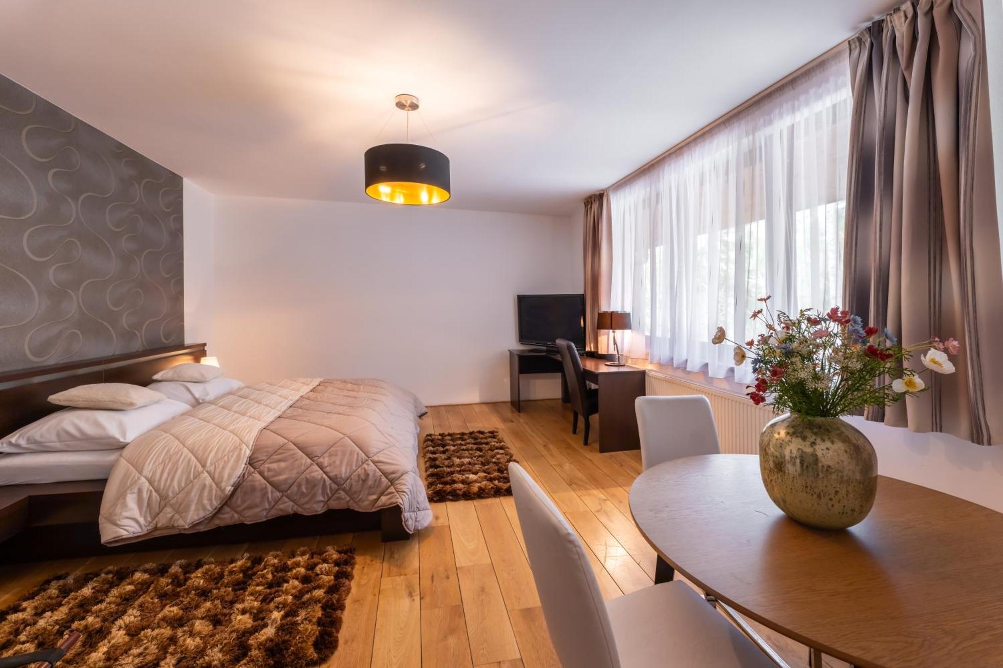Archa Hotel オロモウツ エクステリア 写真